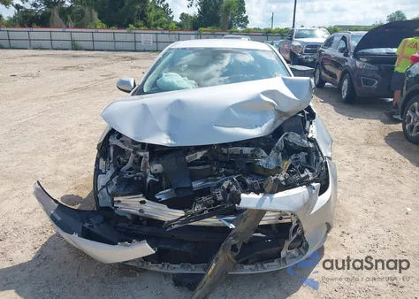 2022 Toyota Corolla Le z USA, uszkodzony, nr VIN 5YFEPMAE1NP383866